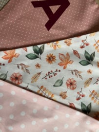 Vlaggetjes met naam: ontwerp Feya